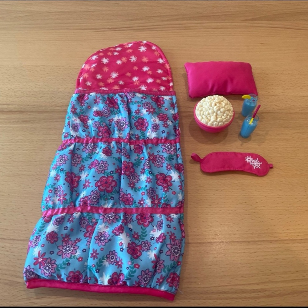 **JOURNEY GIRLS SLEEPING BAG SET**DISCONTINUED**